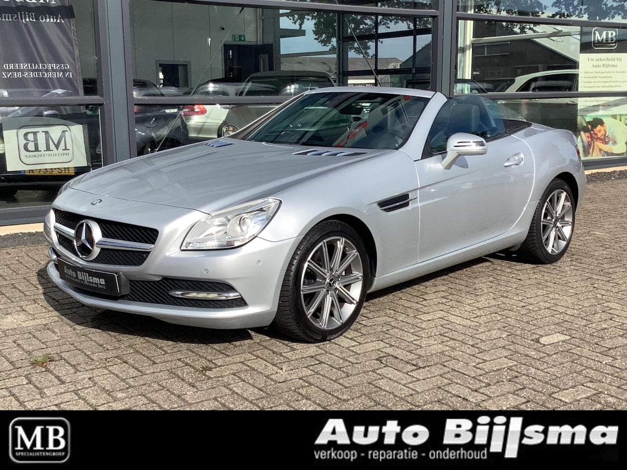 Mercedes-Benz SLK-klasse - 200 K. Nekverwarming, Panorama dak, xenon, navi, leer - AutoWereld.nl