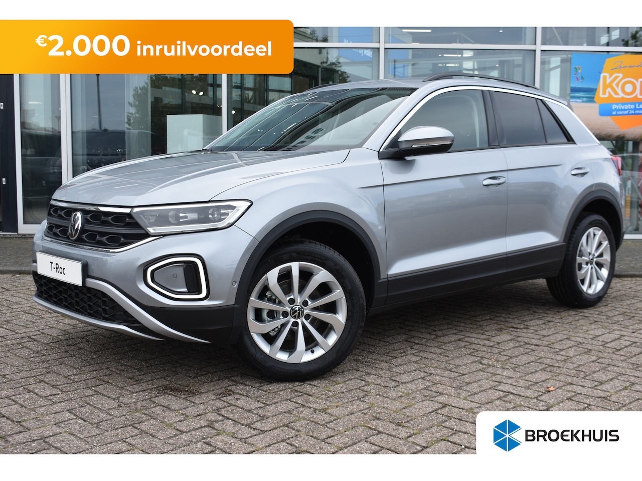 Volkswagen T-Roc - Life Edition Inclusief €2000,- inruilvoordeel | 'App-Connect' draadloze smartphone integra - AutoWereld.nl