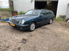 Mercedes-Benz E-klasse Combi - 240 Elegance