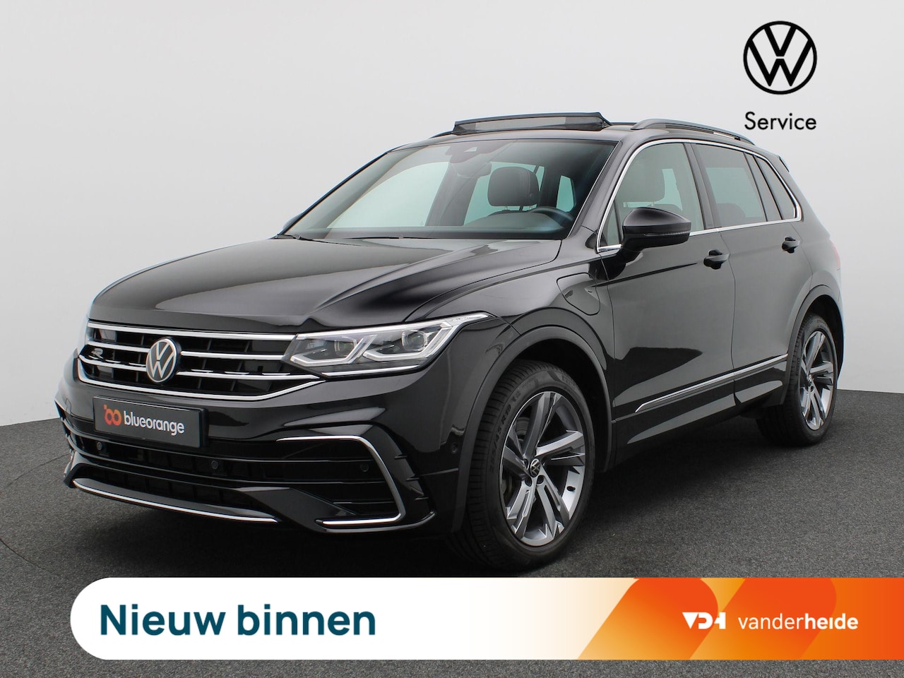 Volkswagen Tiguan - 1.4 TSI eHybrid R-Line Business 245PK DSG Trekhaak, Achterruitrijamera, Elektr. Achterklep - AutoWereld.nl