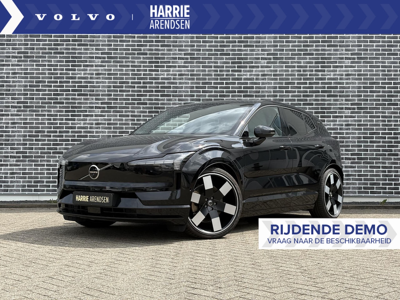 Volvo EX30 - Twin Motor Performance Ultra | EVERLAST SPORT EDITION | 21" velgen | Stoel/stuurverwarming - AutoWereld.nl