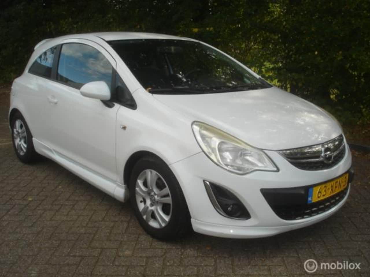 Opel Corsa - 1.3 CDTi Airco Navigatie Drijfstanglager hoorbaar - AutoWereld.nl