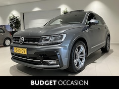 Volkswagen Tiguan - 1.5 TSI ACT Highline Business R 150 PK DSG | Automaat | Apple Carplay | Panoramadak | R-Li