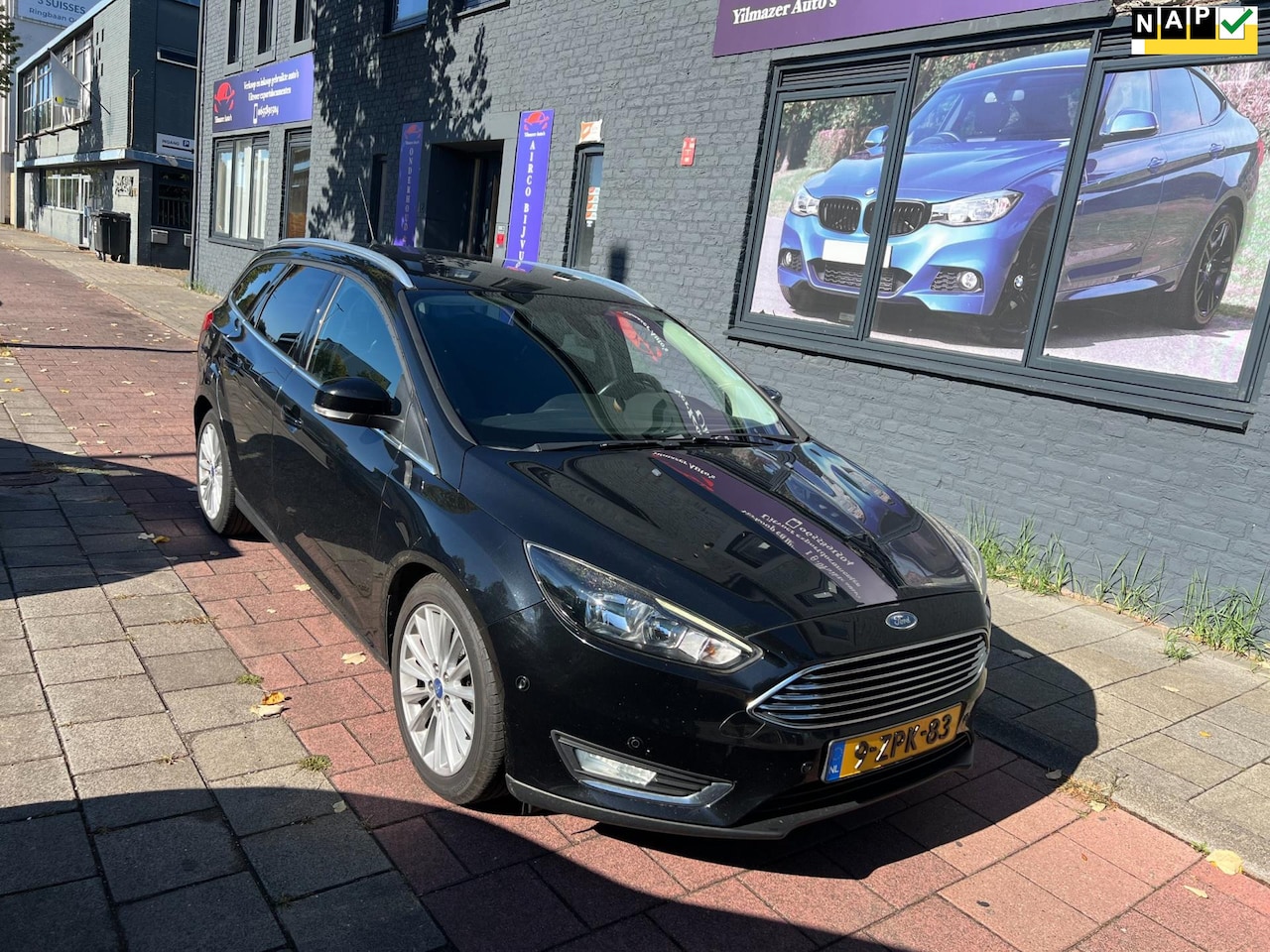 Ford Focus Wagon - 1.0 First Edition navi nap boekjes - AutoWereld.nl