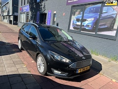Ford Focus Wagon - 1.0 First Edition navi nap boekjes