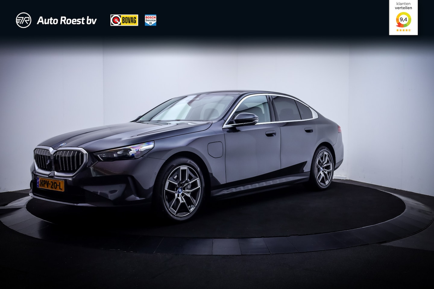 BMW 5-serie - 550e xDrive FULL.LED | KEYLESS | DODEHOEK | CARPLAY | HEAD-UP | ADAPTIEVE.CRUISE | LANE.AS - AutoWereld.nl