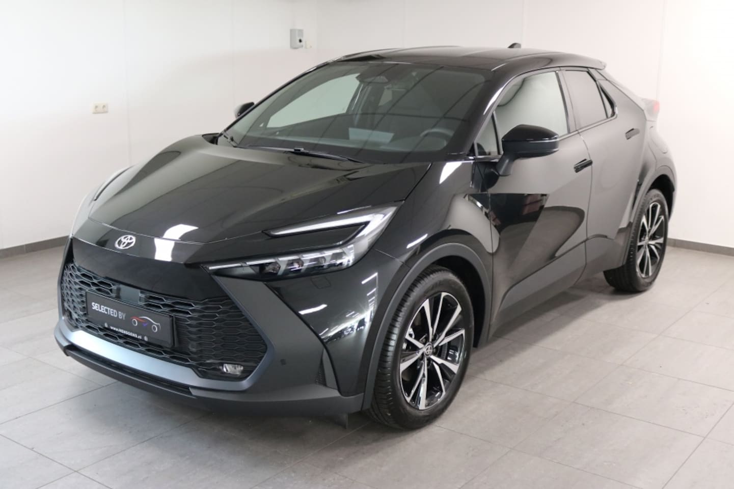 Toyota C-HR - Hybride 140 First Edition - AutoWereld.nl
