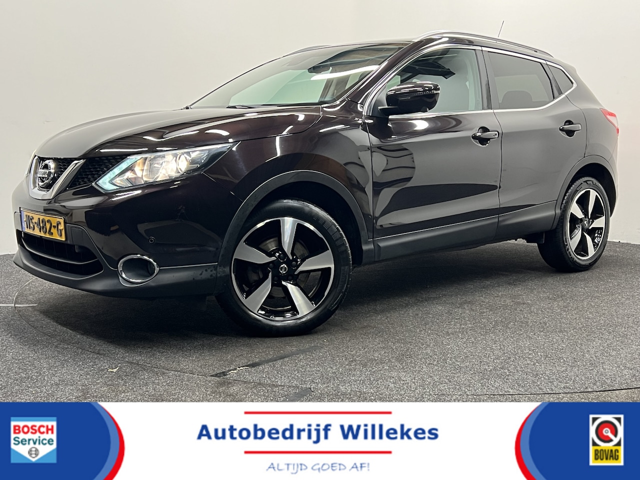 Nissan Qashqai - 1.2 N-Connecta | NAVIGATIE | TREKHAAK | 360 CAMERA | KEYLESS | - AutoWereld.nl