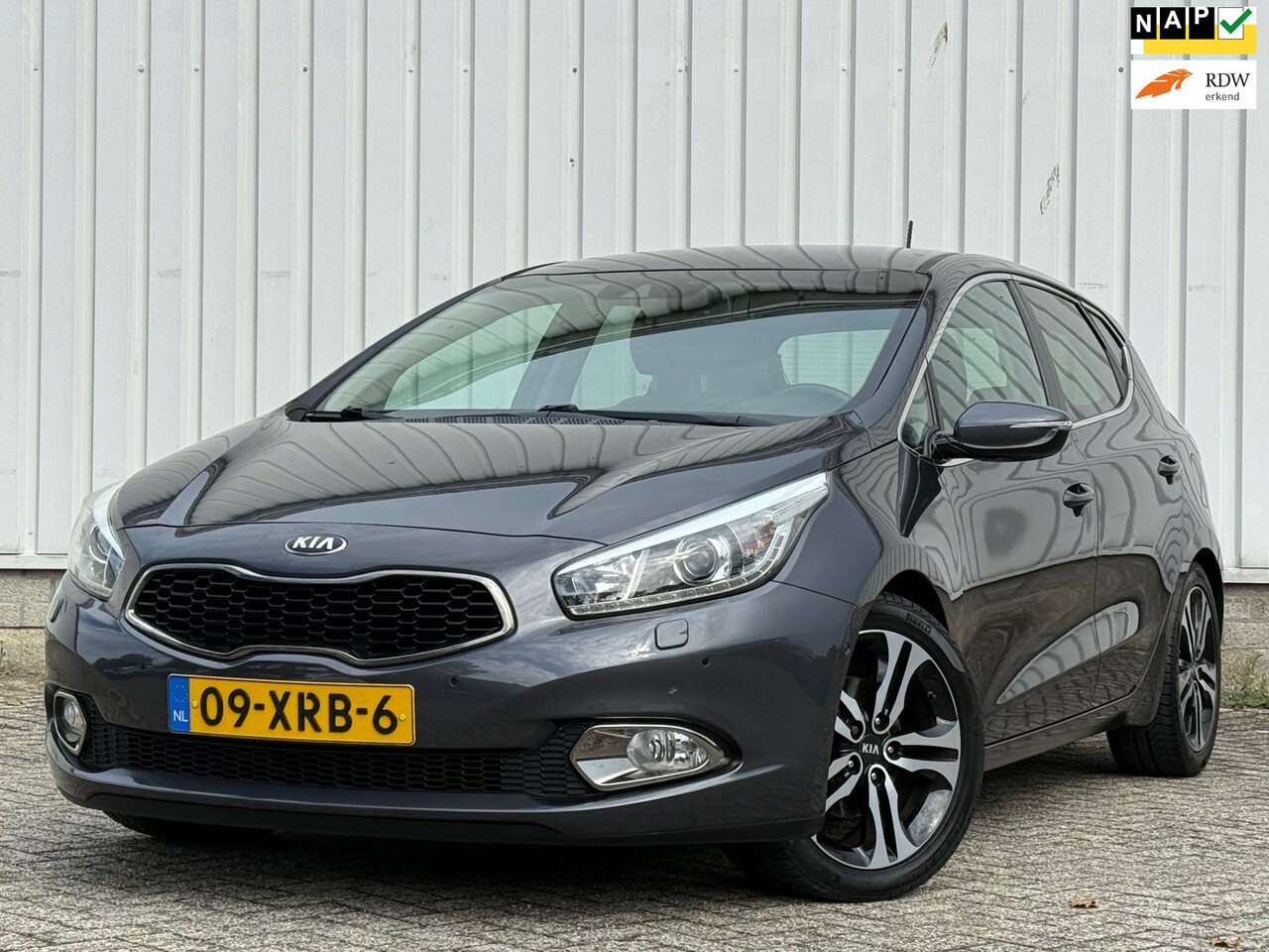 Kia Cee'd - 1.6 GDI Super Pack Premium AfnTrekhaak,Climate,Navi,Camera,Cruise,PDC,Leder,N.A.P! - AutoWereld.nl