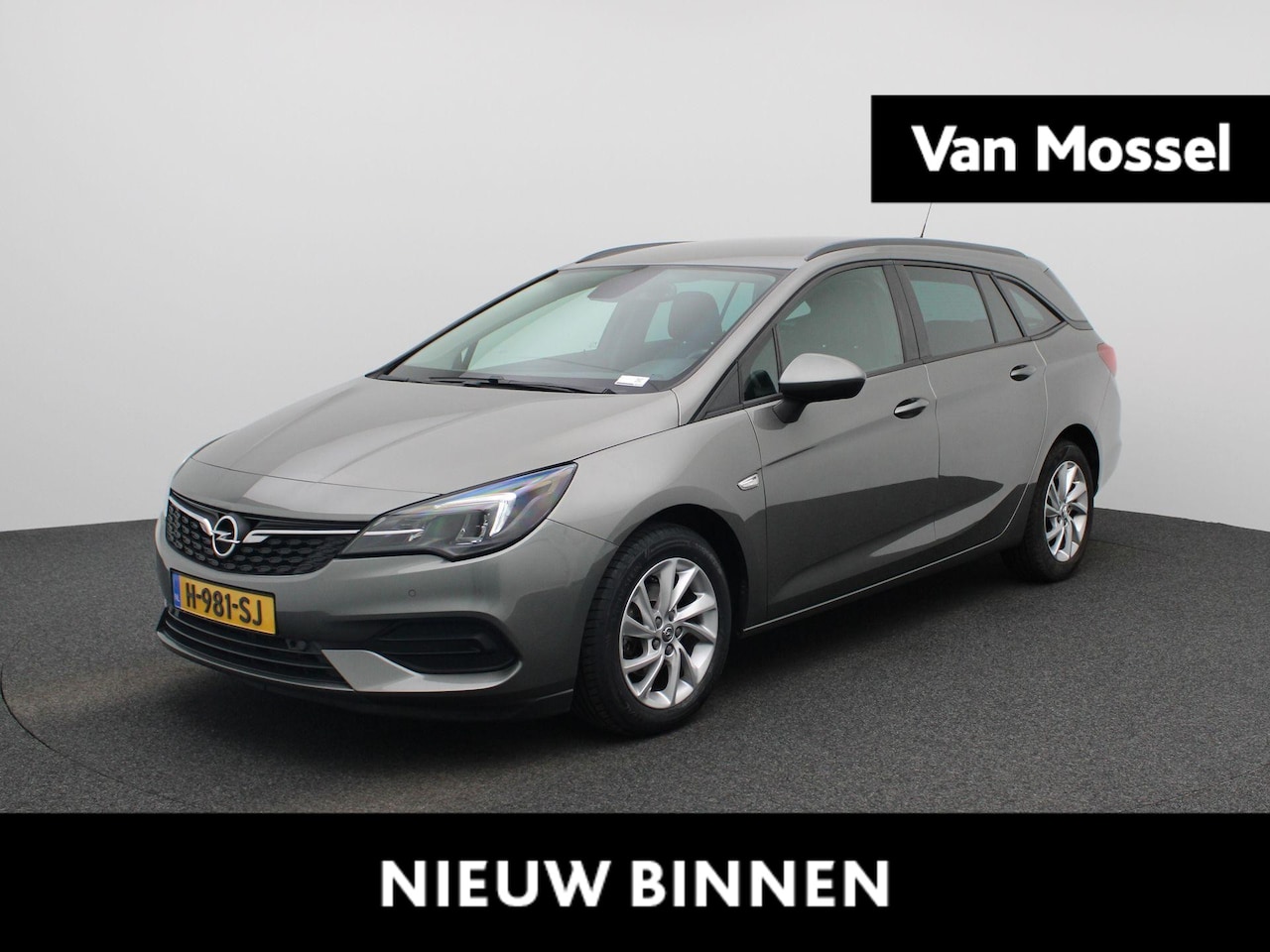 Opel Astra Sports Tourer - 1.2 Edition NAVIGATIE | CLIMA | CRUISE | RADIO | BLUETOOTH | 12 MAANDEN BOVAG GARANTIE | - AutoWereld.nl