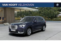 BMW iX1 - eDrive20 / Trekhaak / Achteruitrijcamera / Comfort Access / Adaptieve LED / Stoelverwarmin