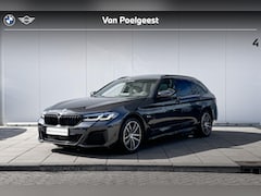 BMW 5-serie Touring - 530e High Executive M-Sport / CoPilot Pack / Parking Plus / Soft Close / Head-Up / Glazen