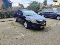 Lancia Delta - 1.4-16V Oro
