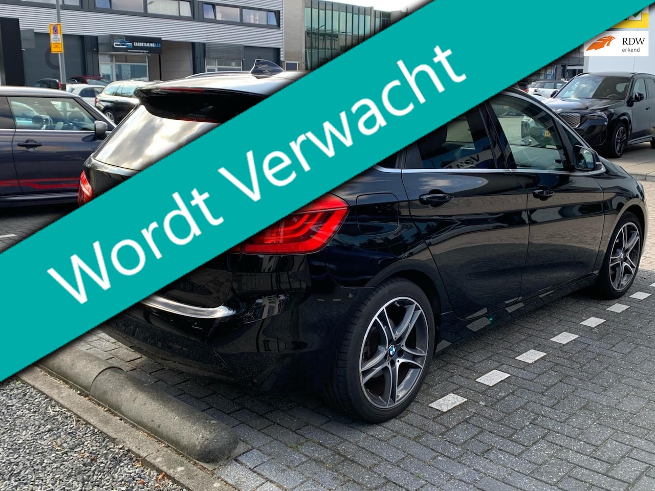 BMW 2-serie Active Tourer - 218i M Sport 1e eig. Clima Navi LED PDC Historie - AutoWereld.nl
