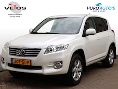 Toyota RAV4 - 2.0 VVTi Dynamic AWD | 2000 kg trekgewicht | Climate Control