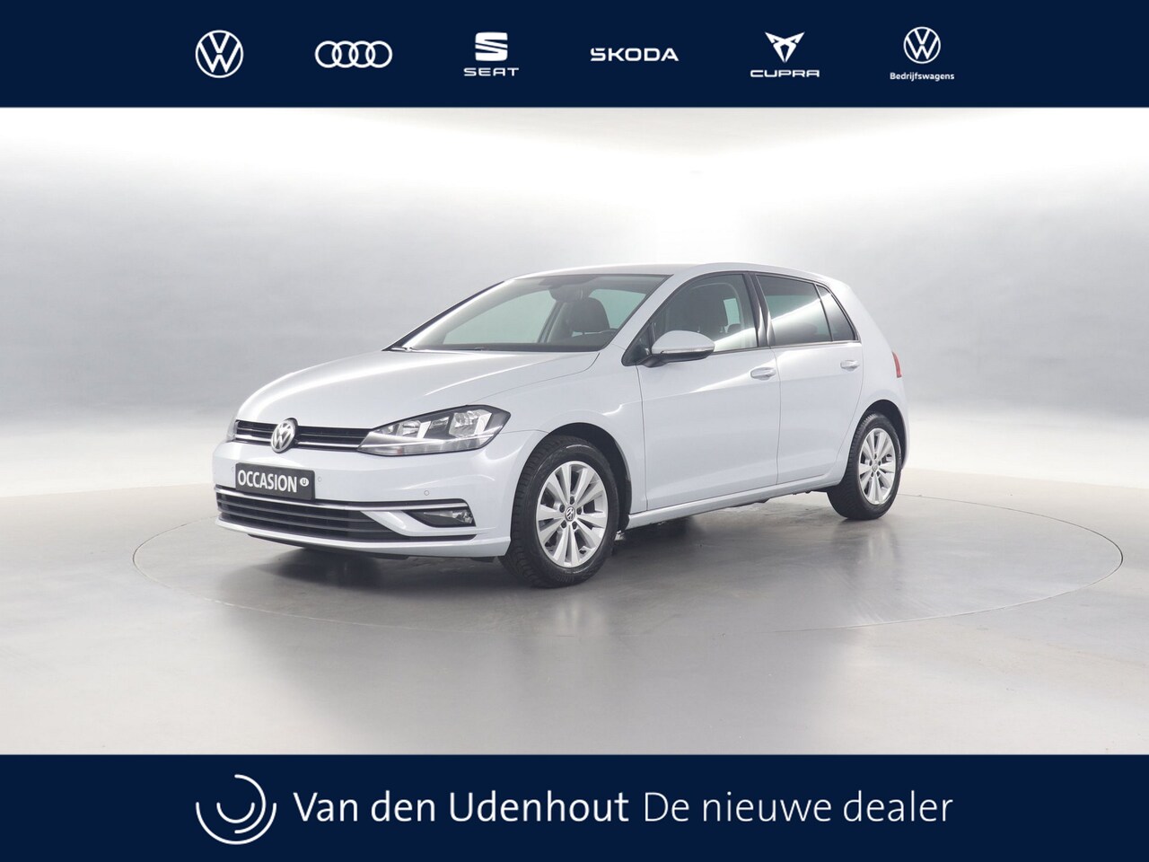 Volkswagen Golf - 1.0 TSI 115pk Comfortline / Navigatie / Adaptive Cruise Control / Parkeersensoren - AutoWereld.nl