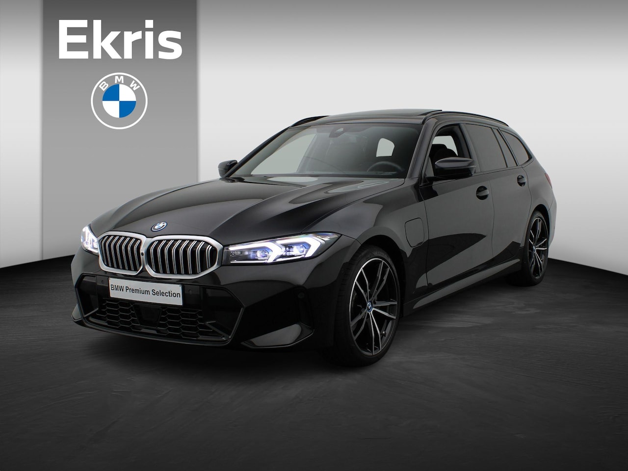 BMW 3-serie Touring - 330e xDrive M Sportpakket | Travel Pack | Innovation Pack | Comfort Pack | Entertainment P - AutoWereld.nl