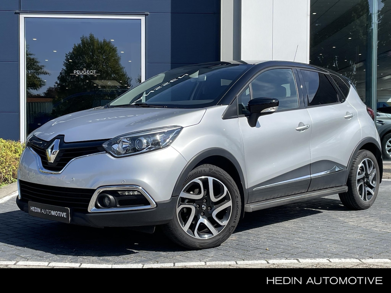 Renault Captur - 120PK Automaat Dynamique | Trekhaak | Sidebars | 1e Eigenaar - AutoWereld.nl
