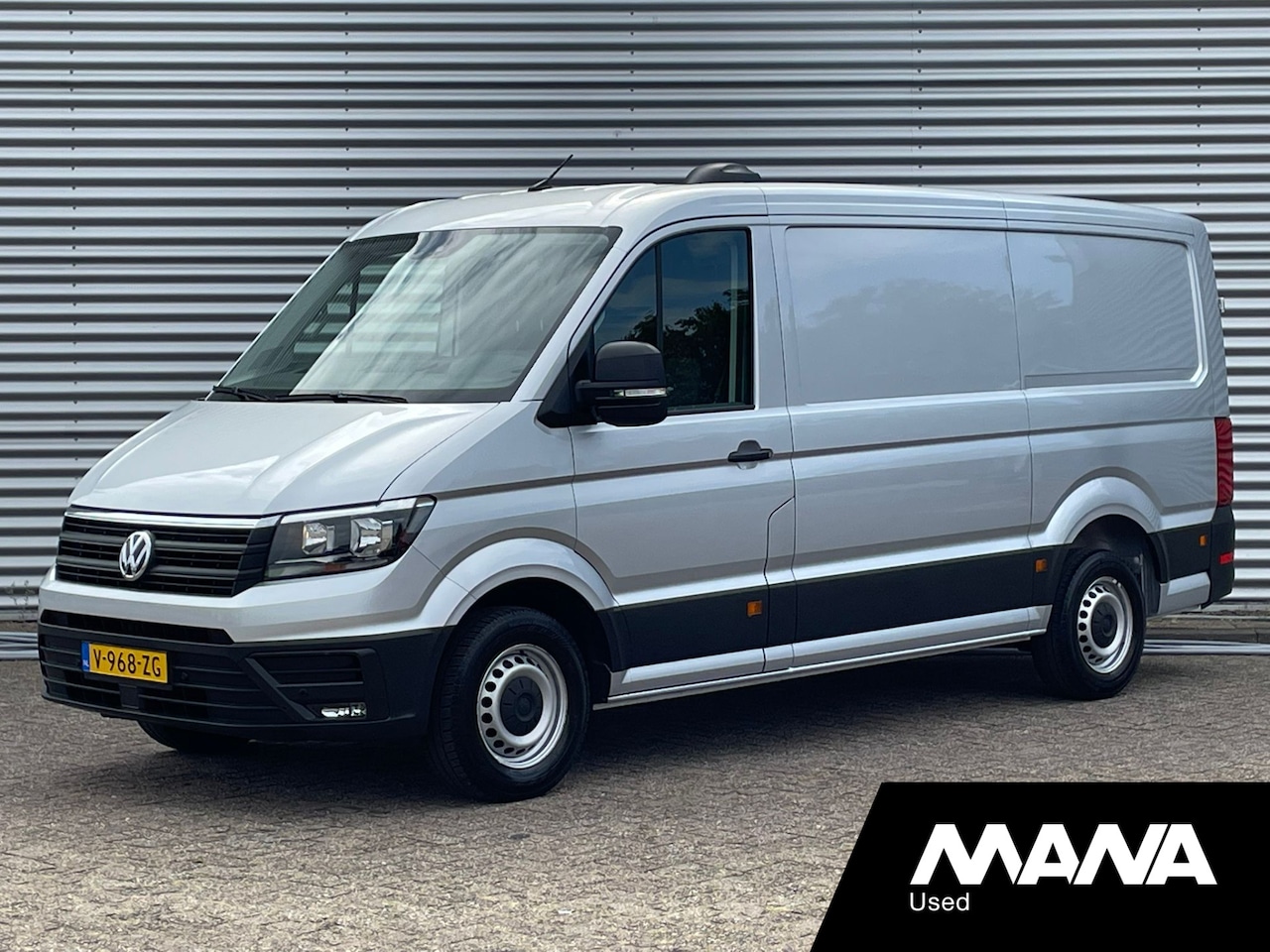Volkswagen Crafter - 35 2.0TDI L3H2 Comfortline Airco Cruise Navi Carplay - AutoWereld.nl