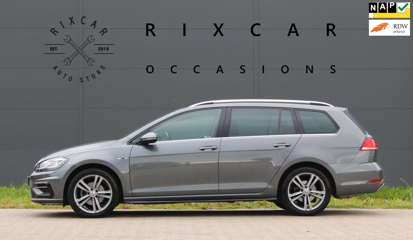 Volkswagen Golf Variant - 1.5 TSI Highline Business R-Line Automaat !!NIEUWBINNEN!! - AutoWereld.nl