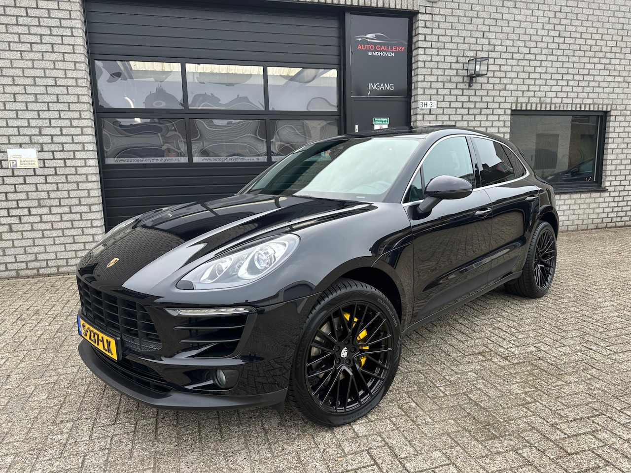 Porsche Macan - 3.0 S *PANO-DAK*LEDER*21 INCH*NAVI*CAMERA*LED* - AutoWereld.nl