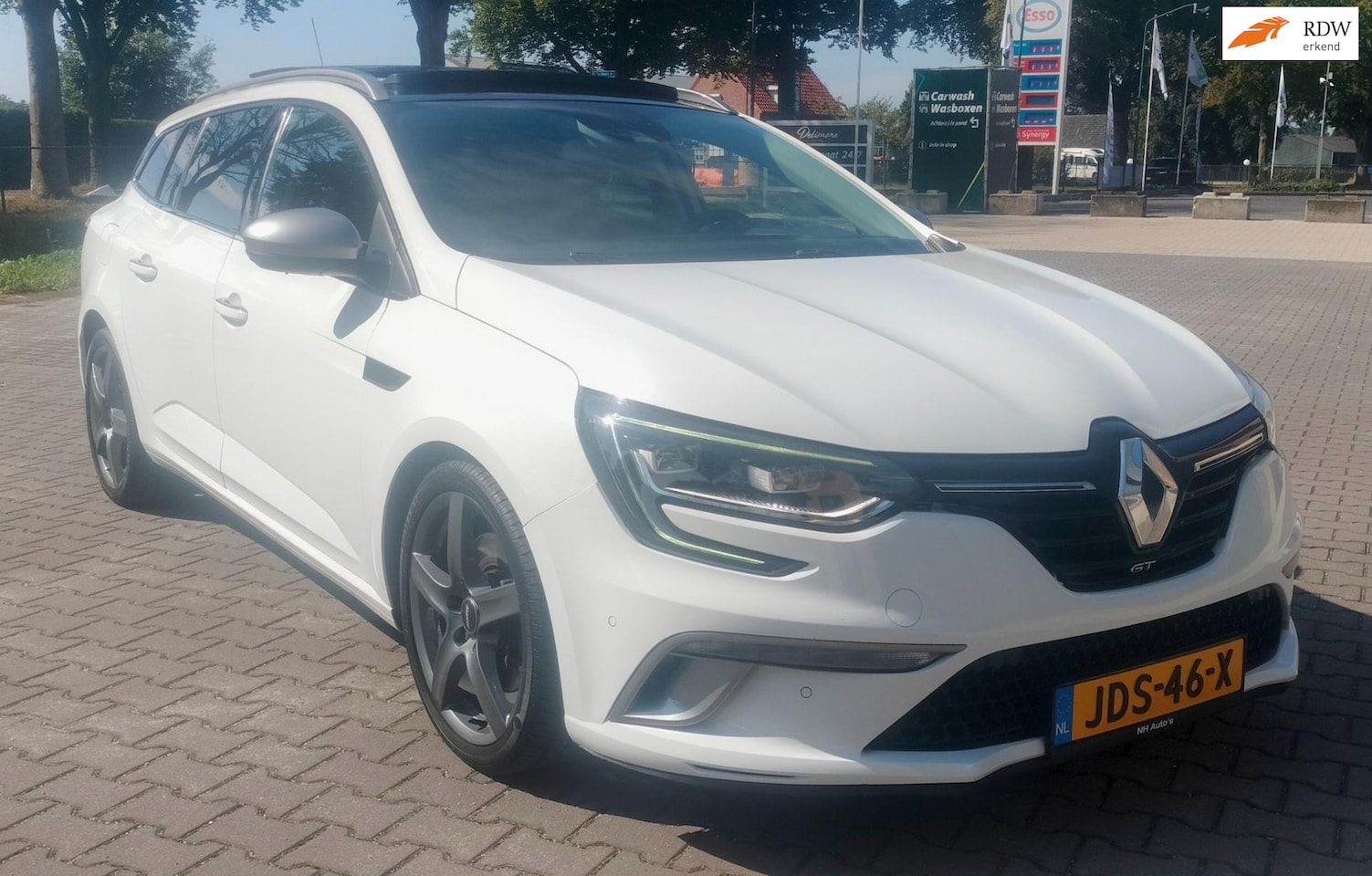 Renault Mégane Estate - 1.6 TCe GT RS 205pk Automaat Navi Panorama dak - AutoWereld.nl