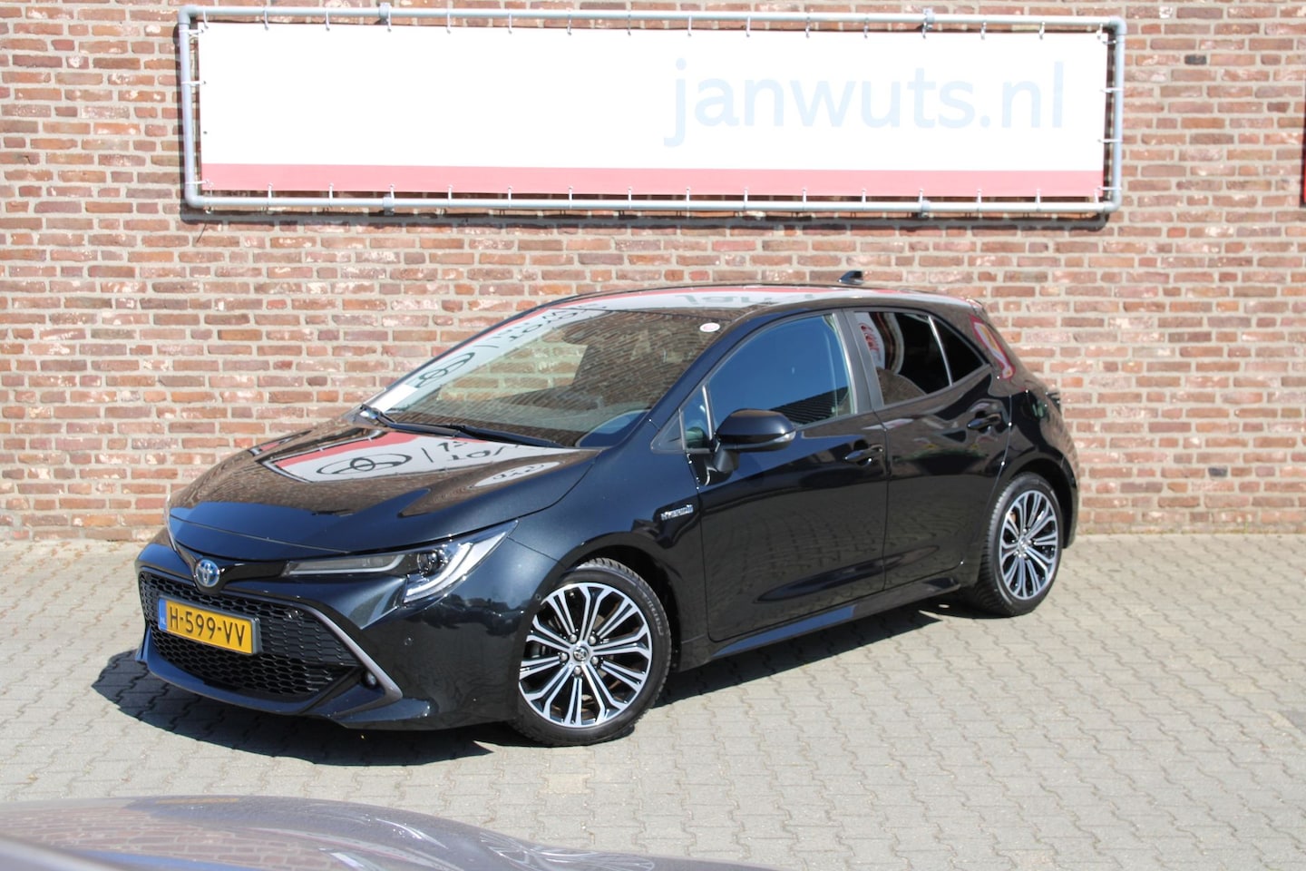 Toyota Corolla - 1.8 Hybrid Style + BSM + PDC - AutoWereld.nl