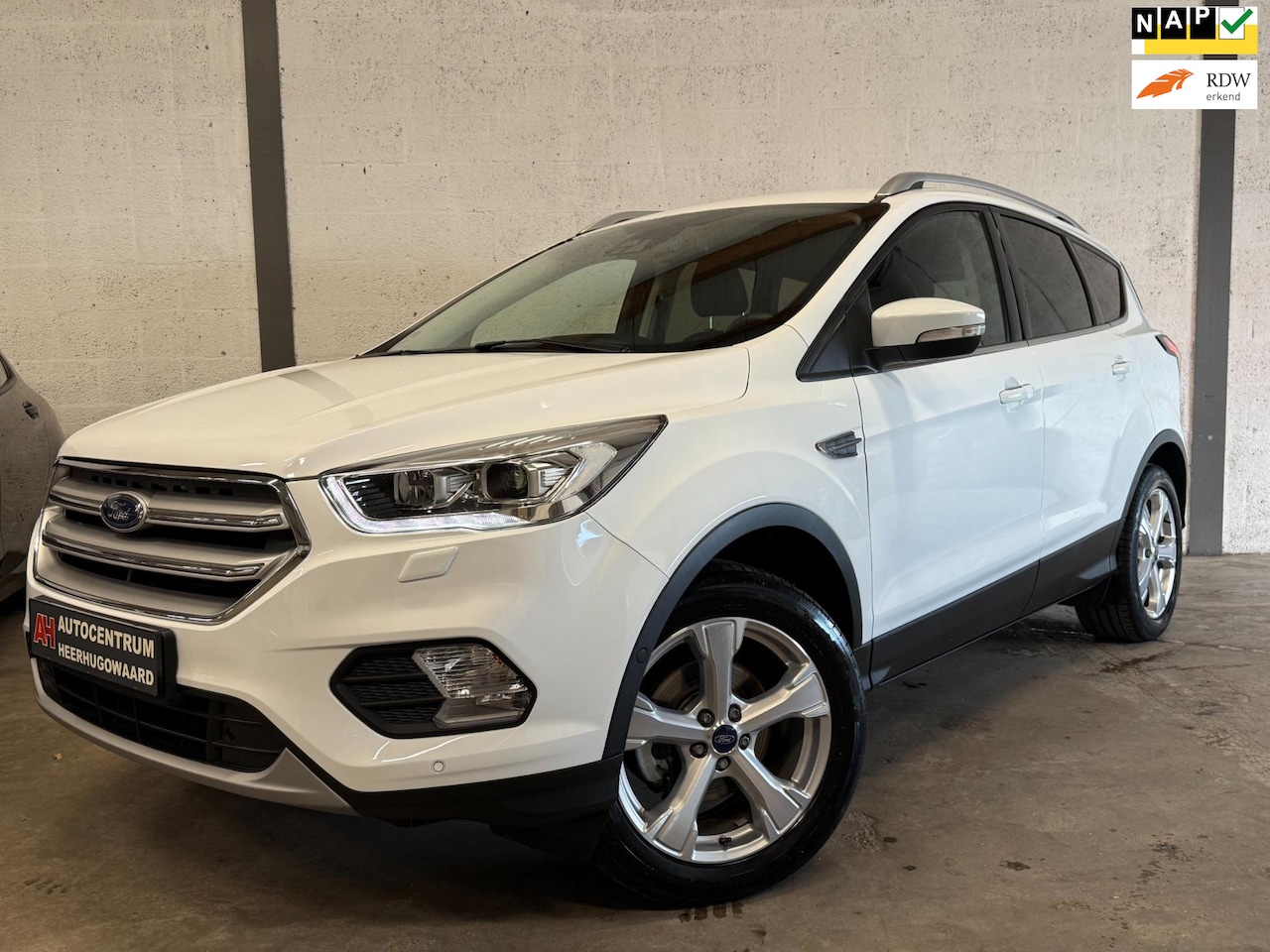 Ford Kuga - 1.5 EcoBoost Titanium 150PK|Navi|Camera|Carplay|Cruise|Dealer Onderhouden !! - AutoWereld.nl
