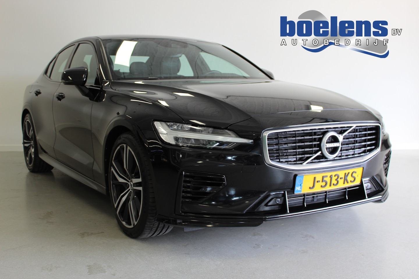 Volvo S60 - 2.0 T6 AWD Twin Engine R-Design | NL-AUTO+N.A.P! | 19'LMV | CAMERA | STOEL-VERW | BLIS | C - AutoWereld.nl