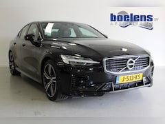 Volvo S60 - 2.0 T6 AWD Twin Engine R-Design | NL-AUTO+N.A.P | 19'LMV | CAMERA | STOEL-VERW | BLIS | CA