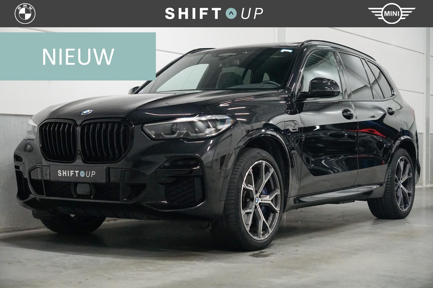 BMW X5 - xDrive45e M-Sport | Panoramadak | Bowers Wilkins | Stoelventilatie - AutoWereld.nl