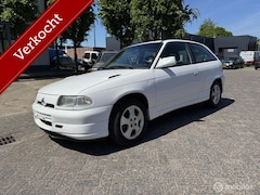 Opel Astra - 2.0i GSi 8V