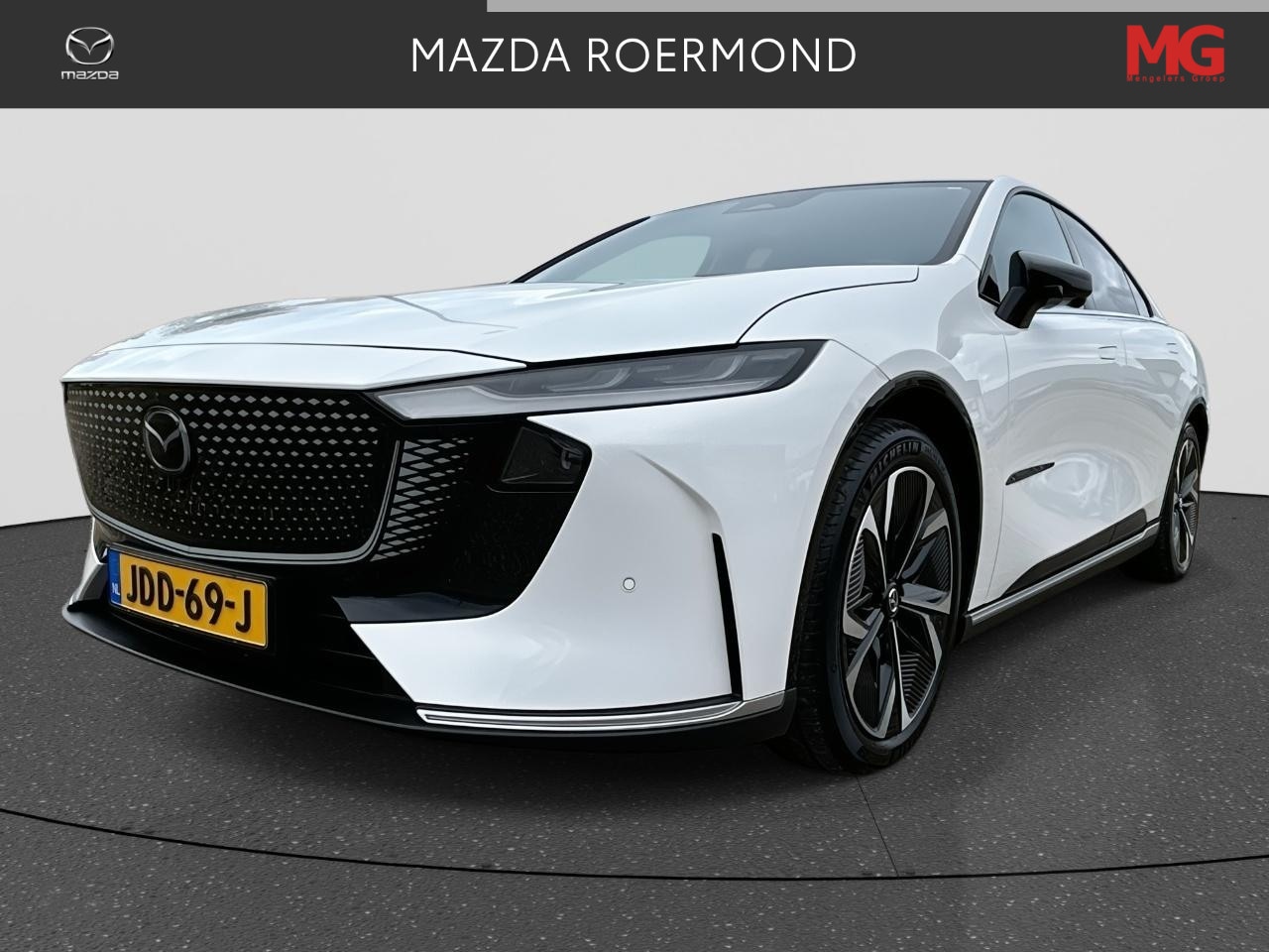 Mazda 6e - Takumi 68.8 kWh 360 Camera | Stoelverwarming | Panorama dak - AutoWereld.nl