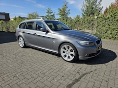 BMW 3-serie Touring - 320i Luxury Line vol leer pannorama dak hifi audio