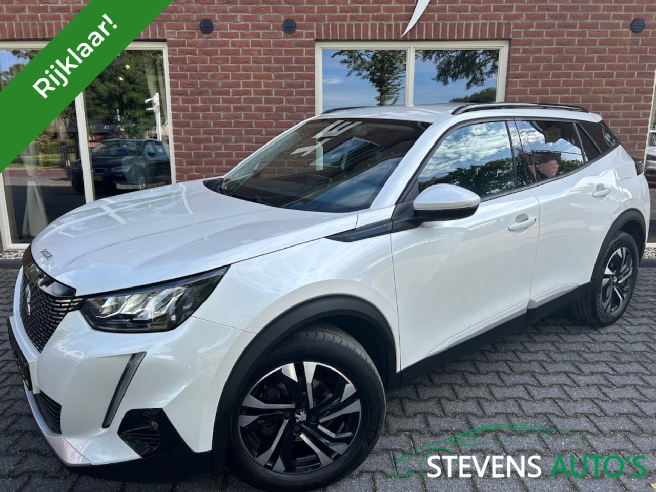 Peugeot 2008 - 1.2 PT B.L. Allure CAMERA / VIRTUAL COCKPIT / NAVI / CLIMA / CAR - AutoWereld.nl