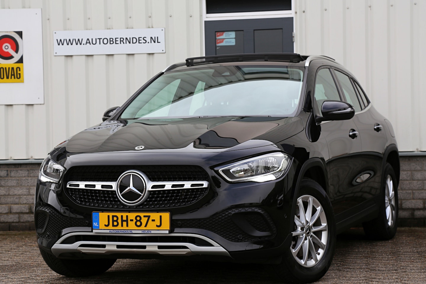 Mercedes-Benz GLA-Klasse - 250 e Plug in hybride PHEV*Perfect Onderh.*Pano/Memorie/Stoelverw./Standkachel/DAB/Apple C - AutoWereld.nl