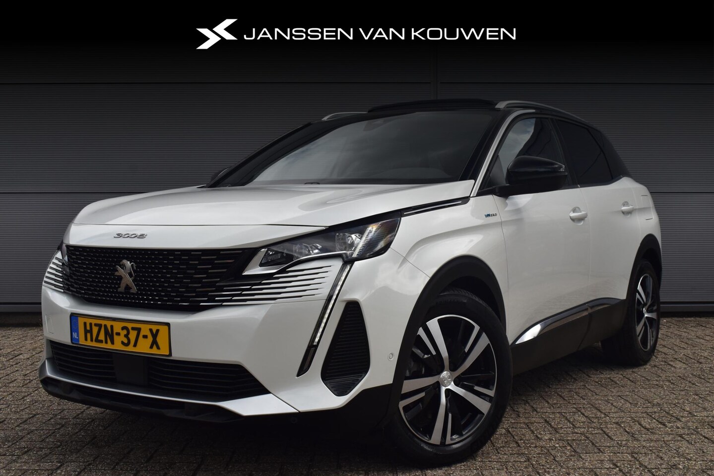 Peugeot 3008 - 1.6 HYbrid 225 GT Panoramadak Achteruitrijcamera LED Koplampen - AutoWereld.nl