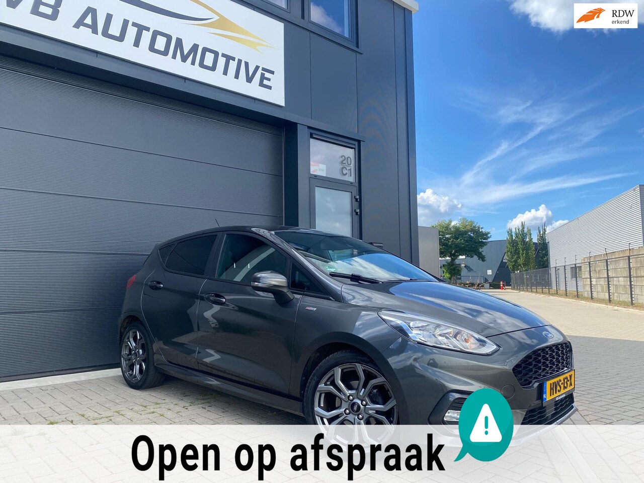 Ford Fiesta - 1.0 EcoBoost ST Line | Stuur/Stoel Verwarming | Dealer Onderhouden | APK 1 Jaar+ | Nette A - AutoWereld.nl