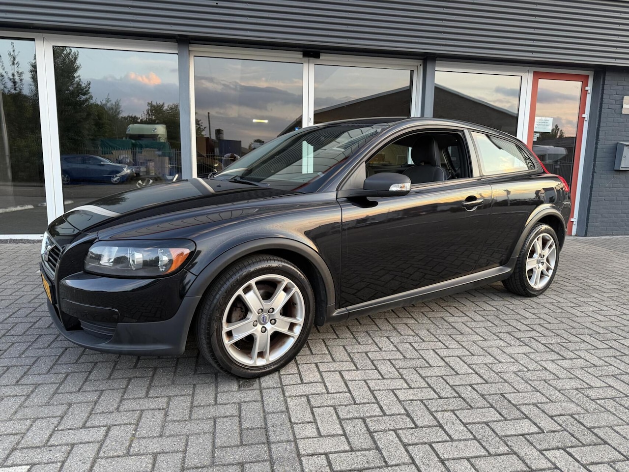 Volvo C30 - 1.8 Momentum 1.8 Momentum - AutoWereld.nl