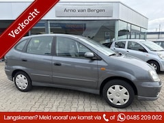 Nissan Almera Tino - 1.8 Visia, airco, trekhaak, zeer nette auto