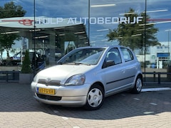 Toyota Yaris - 1.0-16V VVT-i Terra 5 Deurs Semi Automaat