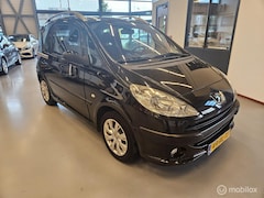 Peugeot 1007 - 1.4 Gentry