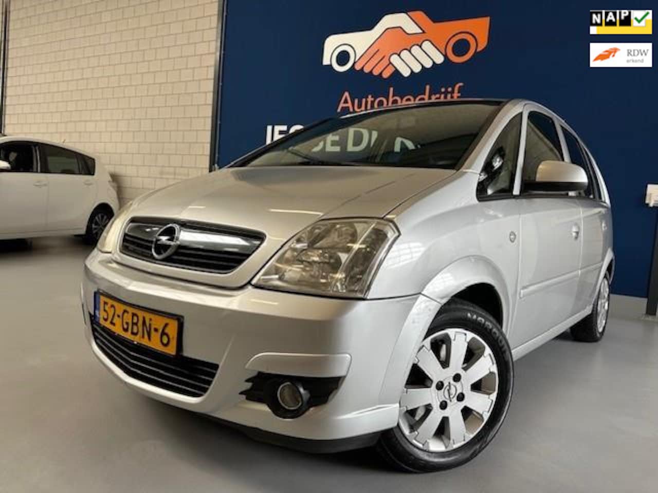 Opel Meriva - 1.6-16V Temptation/bj.2008/kleur:grijs/airco/sportvelgen/pdc/5 deurs/hoogzitter/NAP met 17 - AutoWereld.nl