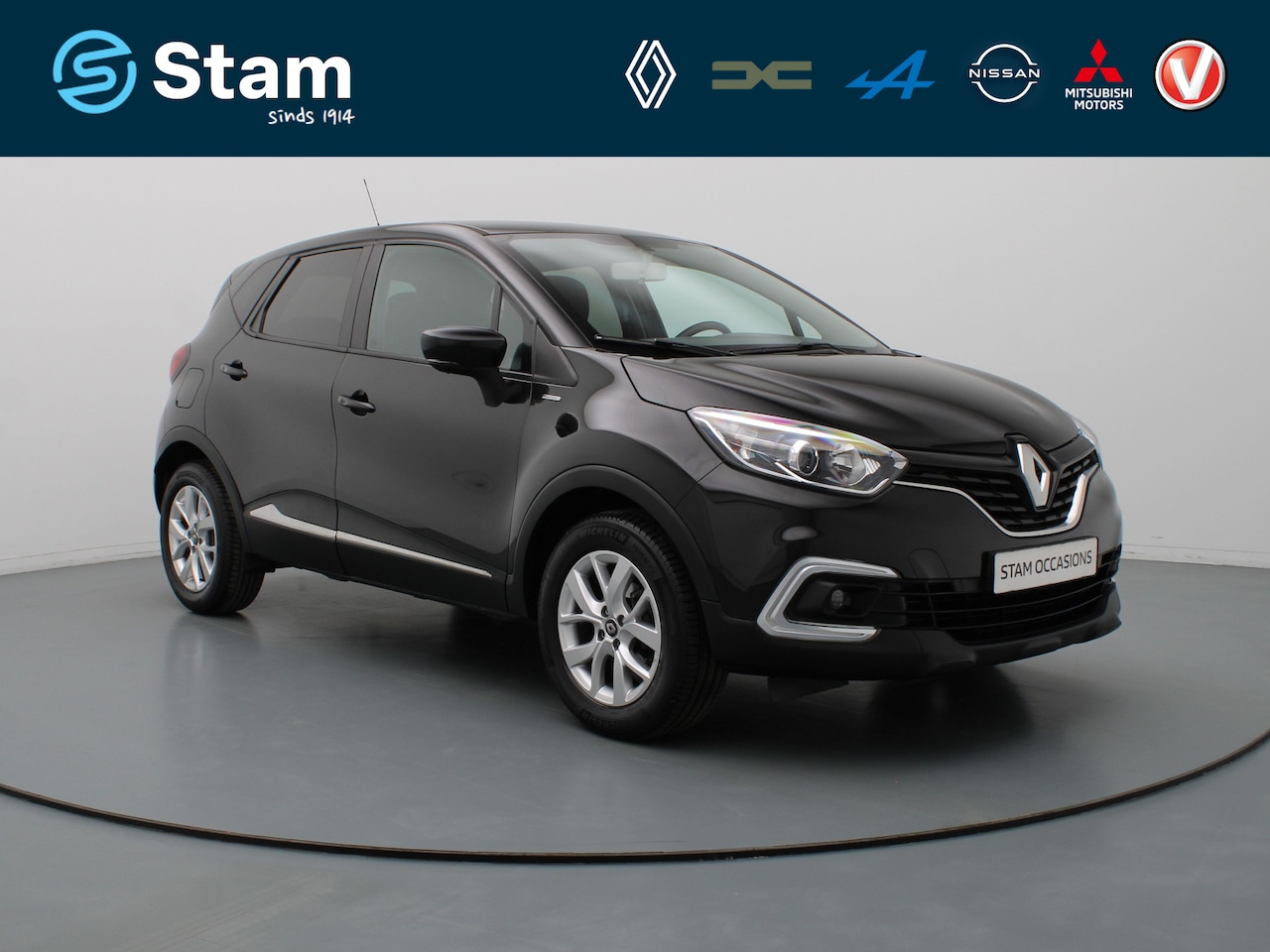 Renault Captur - TCe 90pk Limited Navi | Cruise | Carplay | Parkeersens. achter - AutoWereld.nl
