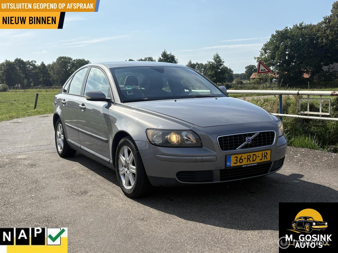 Volvo S40 - 1.8 Momentum Airco Apk 2026 242DKM NAP - AutoWereld.nl