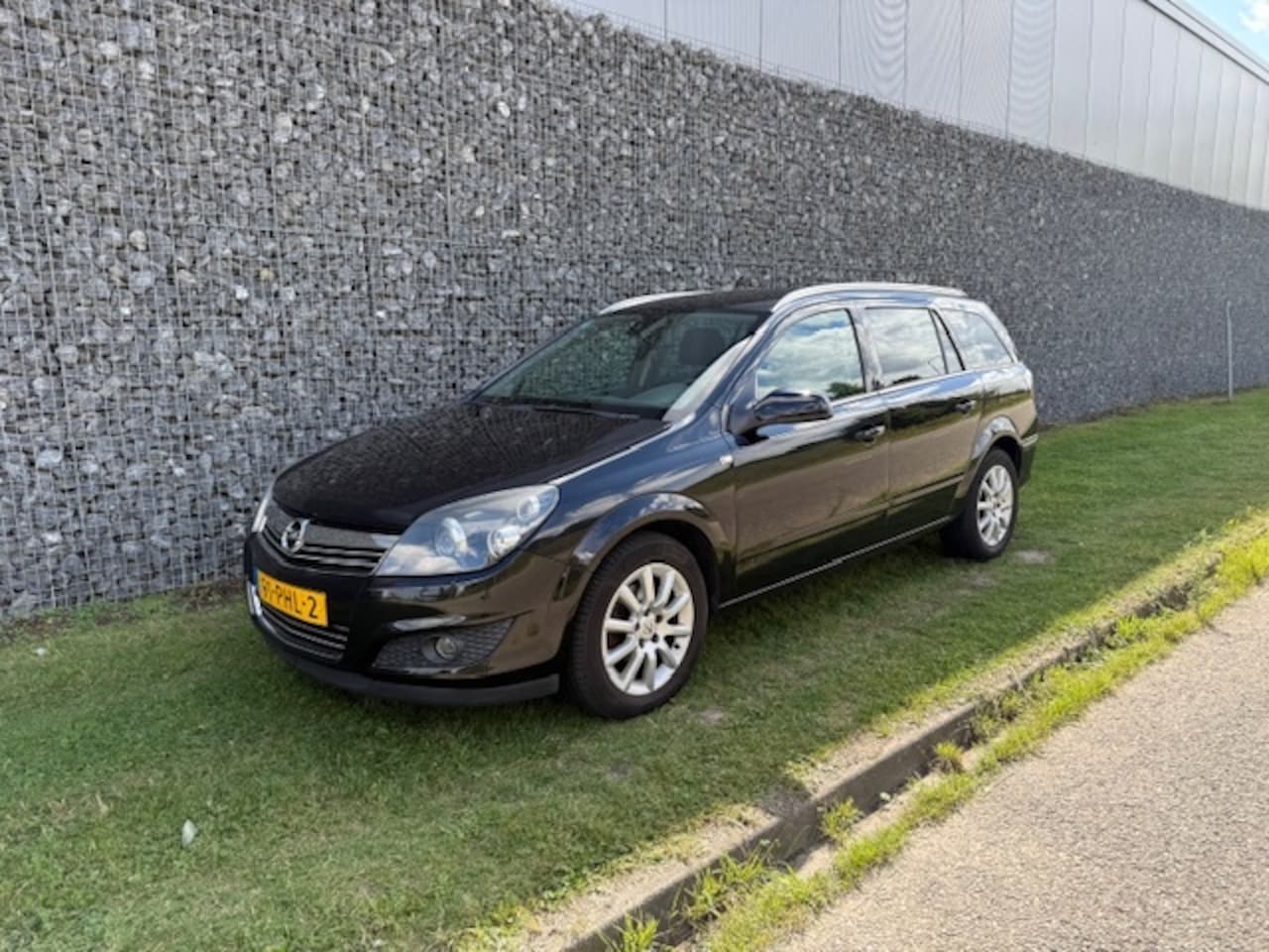 Opel Astra Wagon - 1.6 Executive AUTOMAAT/AIRCO - AutoWereld.nl