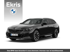 BMW i5 Touring - M60 xDrive M Sportpakket Pro | Innovation Pack | Travel Pack | Iconic Glow