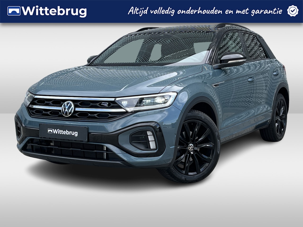 Volkswagen T-Roc - 1.5 TSI 150PK R-Line Business+ / R-Line Interieur + Exterieur / Panoramadak / Digitale Coc - AutoWereld.nl