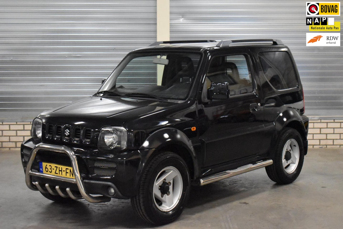Suzuki Jimny - 1.3 Exclusive 4x4 + Airco 134.000KM! - AutoWereld.nl