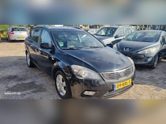 Kia Cee'd Sporty Wagon - 1.4 CVVT X-ecutive